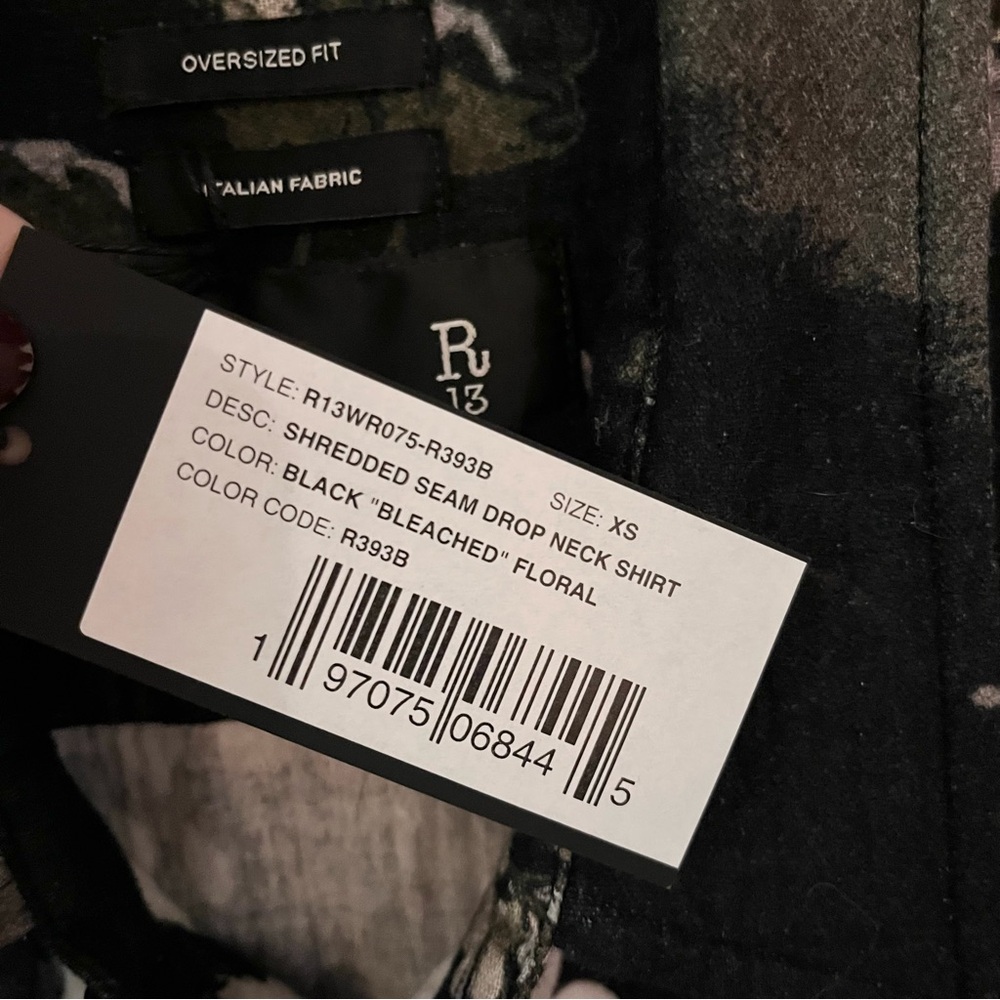 R13 Shredded Seam Drop Neck Shirt Bleached Floral - Picture 11 of 11